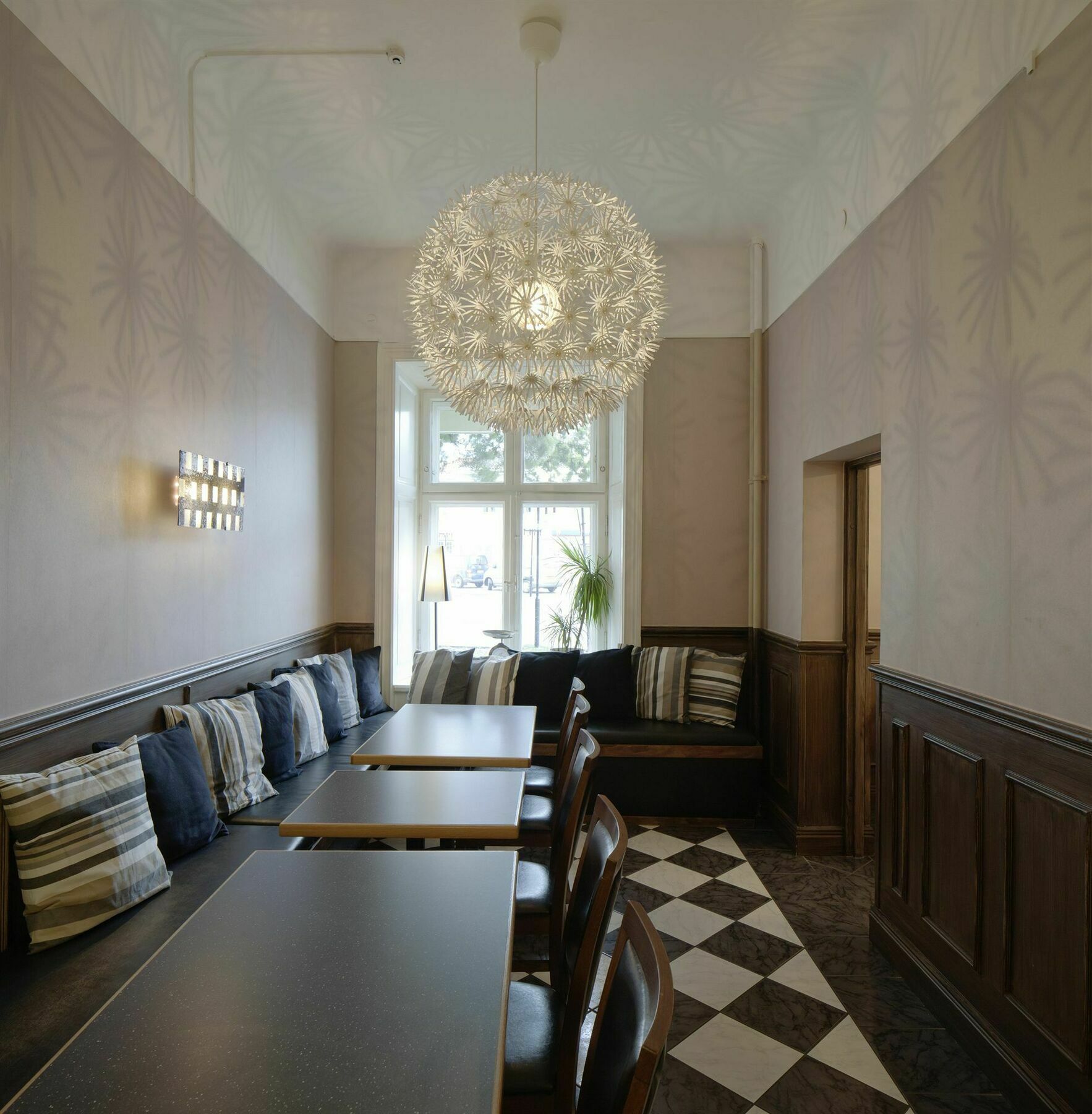 First Hotel City Eskilstuna Exterior photo